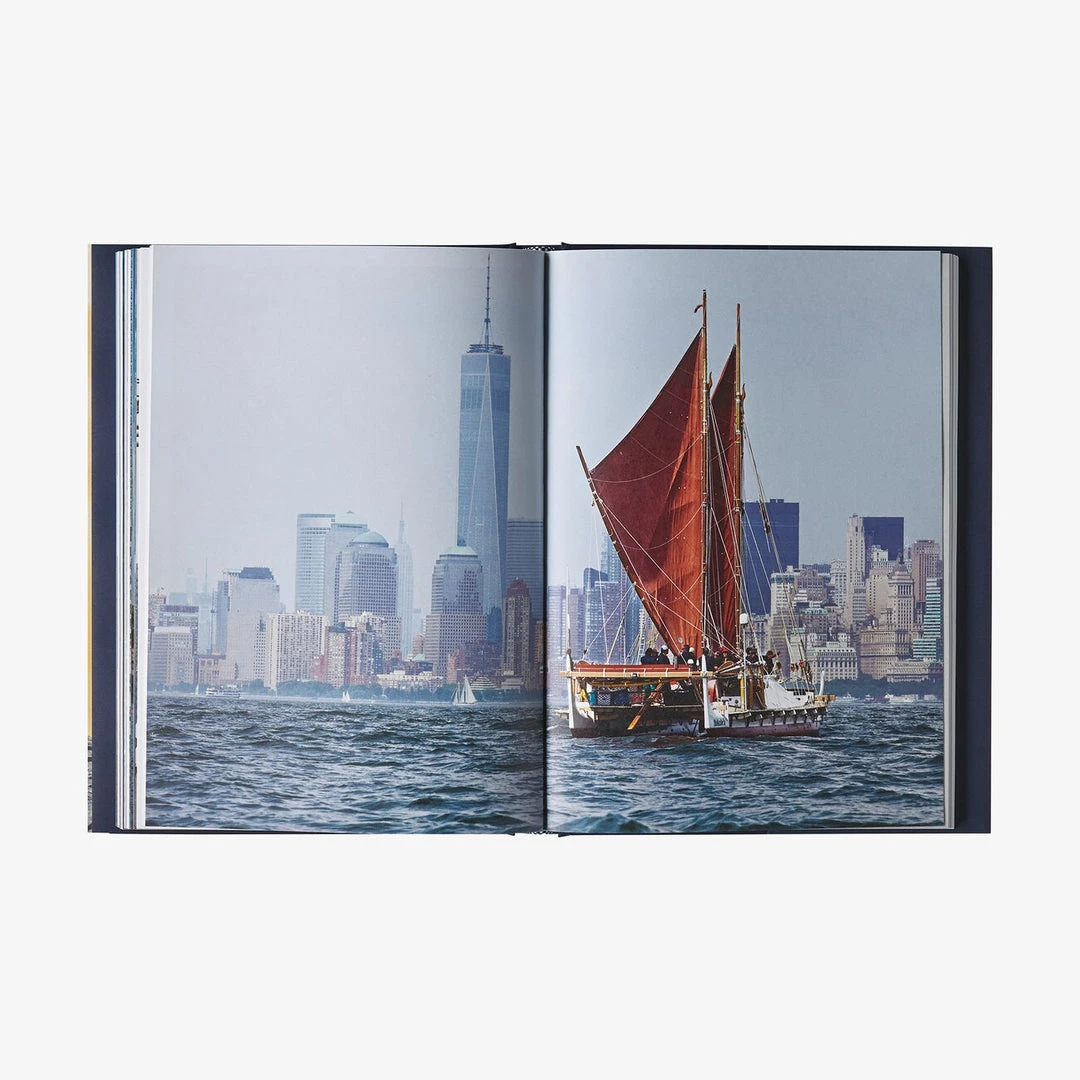 Patagonia Malama Honua: Hokule’a – A Voyage Of Hope By Jennifer Allen, With Photographs By John Bilderback 10 Patagonia Malama Honua: Hokule’a – A Voyage Of Hope By Jennifer Allen, With Photographs By John Bilderback