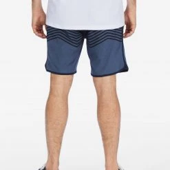 Billabong Crossfire Elastic '73 Submersible Shorts 18" For Men Men's