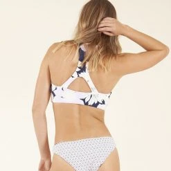 Carve Designs Sanitas Reversible Bottom For Women